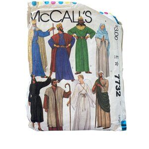 80s McCalls 7732 Costume Sewing Pattern Size Large Misses & Mens Robes Gowns CUT